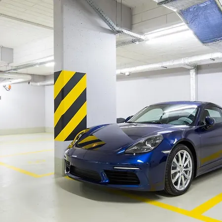 King Muranów - Dzielna 64