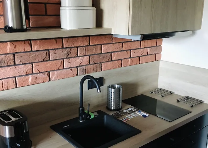 Hotel King Muranów - Dzielna 64